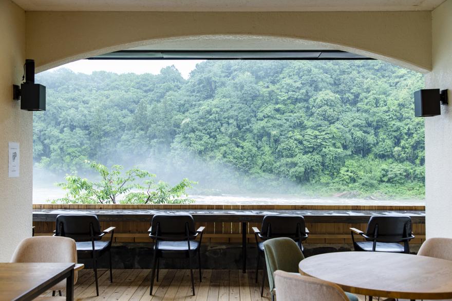 長良川を一望できる絶景カフェ！「kawaracafe slowgreen」が関観光ホテルにオープン【岐阜・関市】